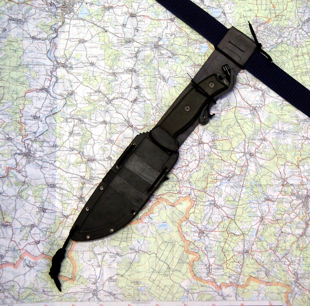 ESEE 6P Knife