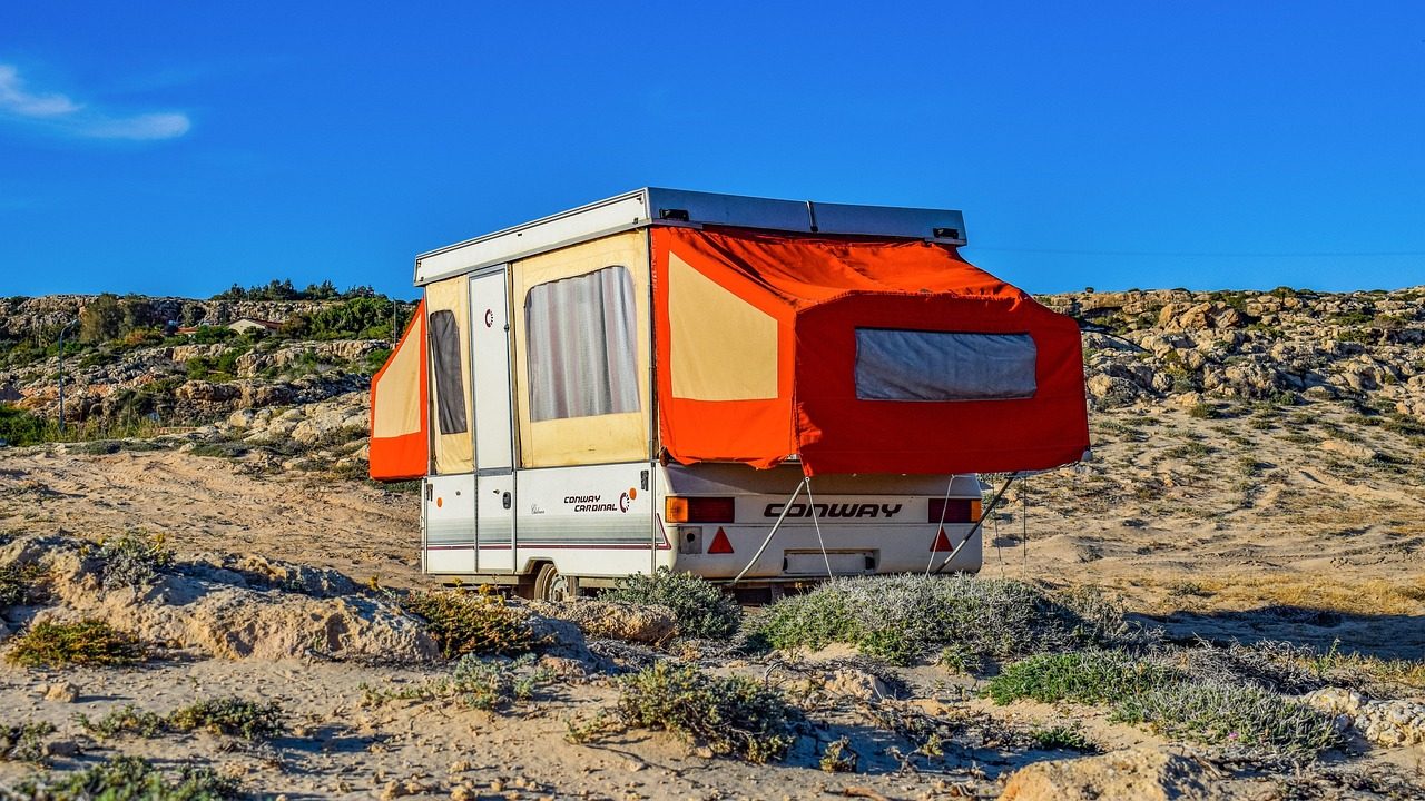 TAXA Cricket camper