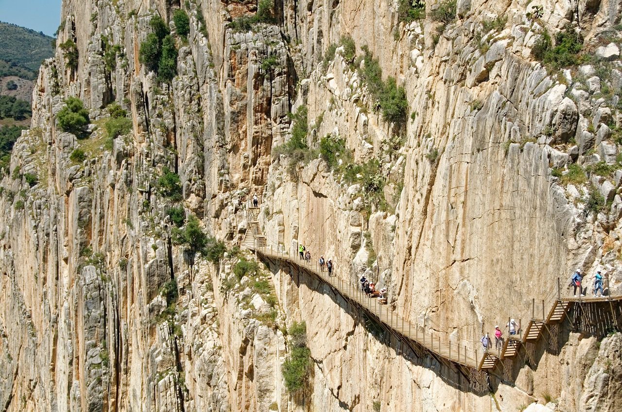 spain, andalusia, province of malaga, camino del rey, caminito del rey, royal road, nature, mountains, hill, canyon, valley, steep wall, rock, el chorro, landscape, heaven, blue, to travel, tourism, sightseeing