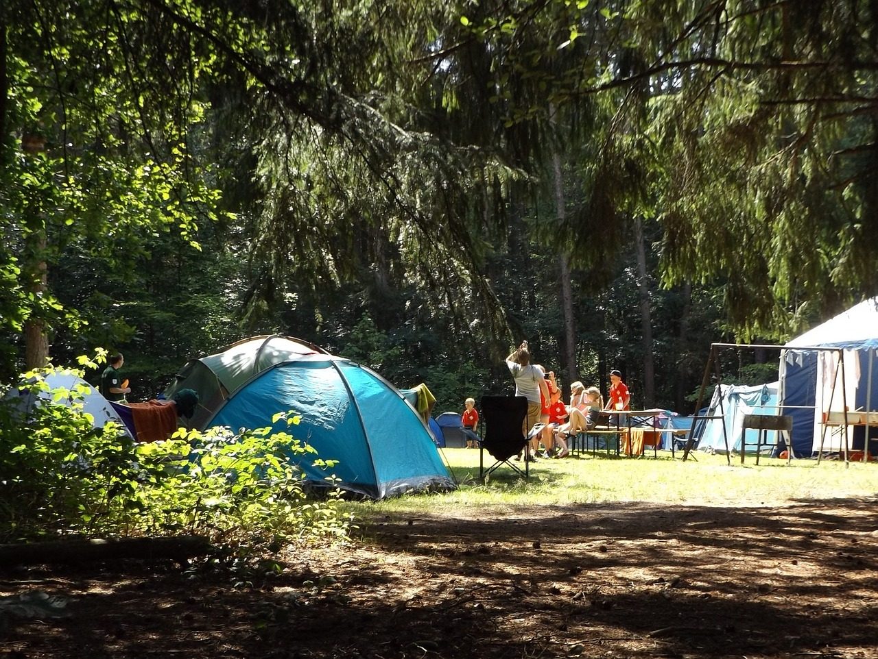 taiki-ishikawa-w6EMxsk8CDA-unsplash Campsite Filled with Camps