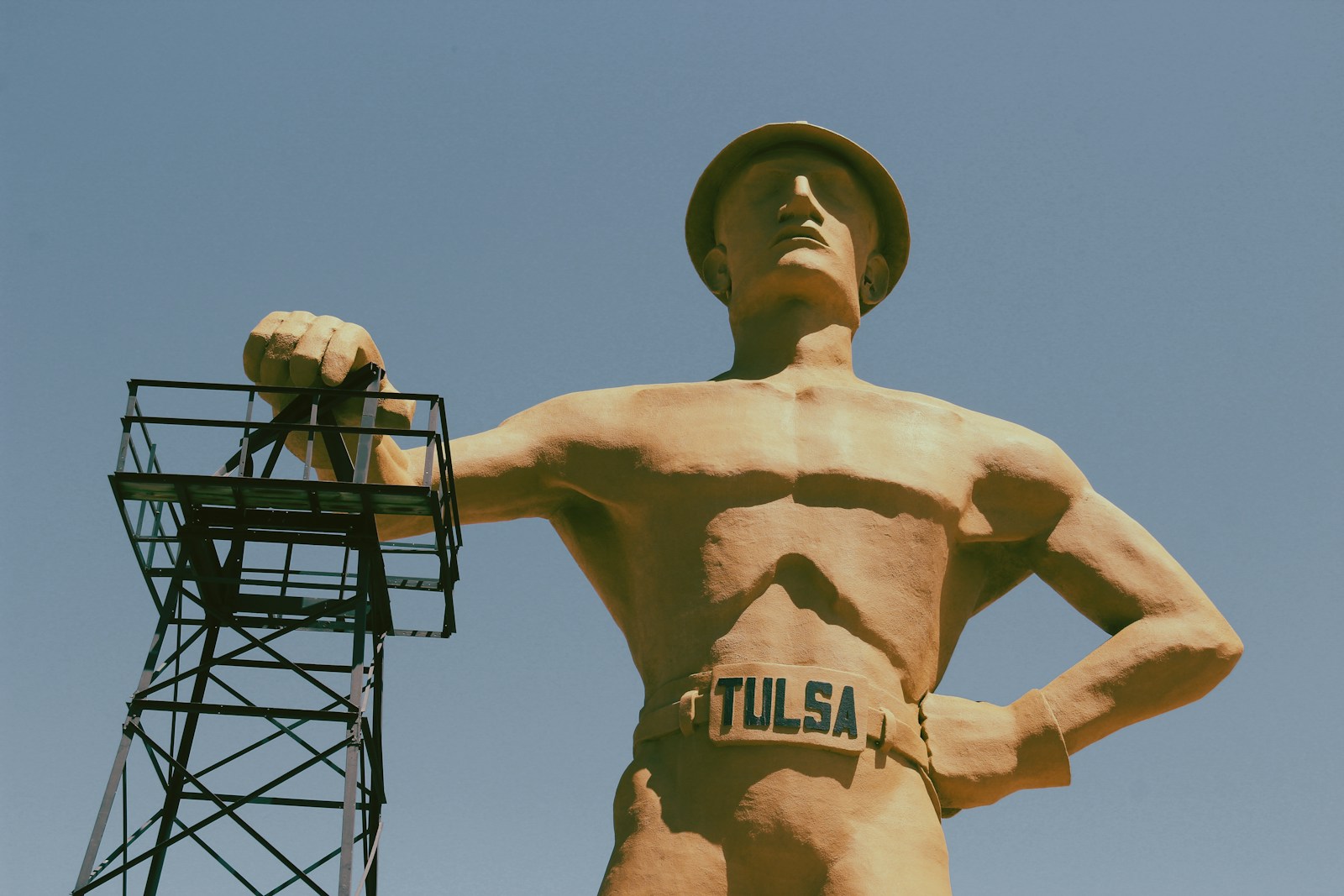 The Muffler Men statue in America