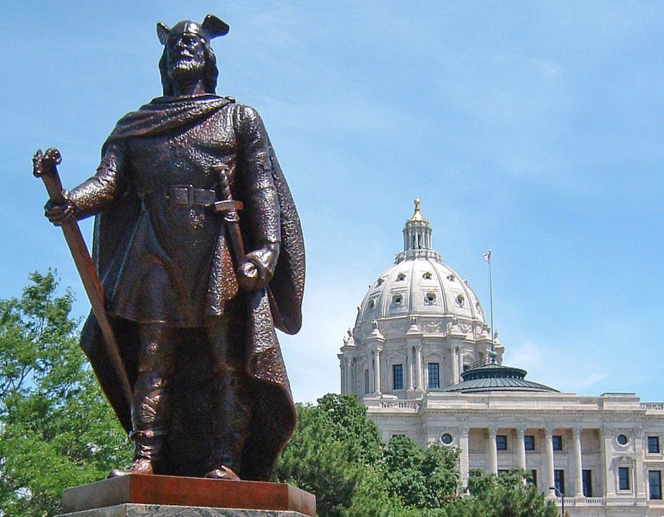 taiki-ishikawa-w6EMxsk8CDA-unsplash Viking at MN Capitol