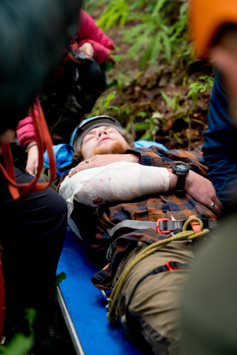 taiki-ishikawa-w6EMxsk8CDA-unsplash Medical Emergencies of Hiker in U.S. National Parks