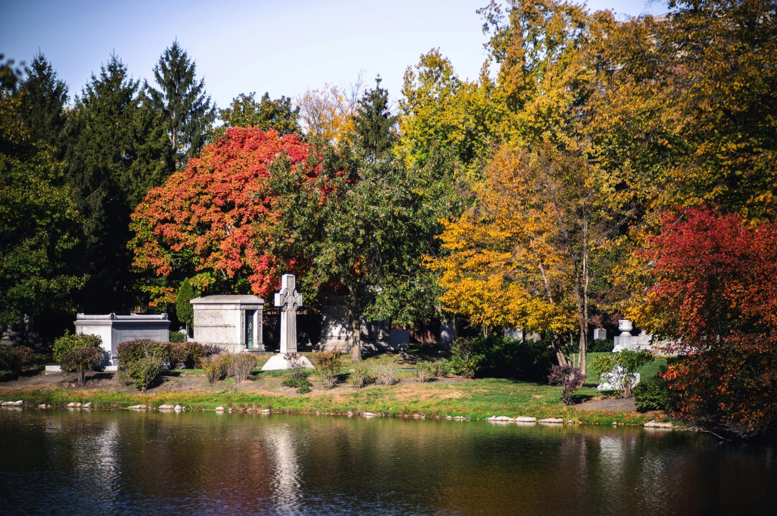 Bachelor’s Grove Cemetery Trail, Illinois
