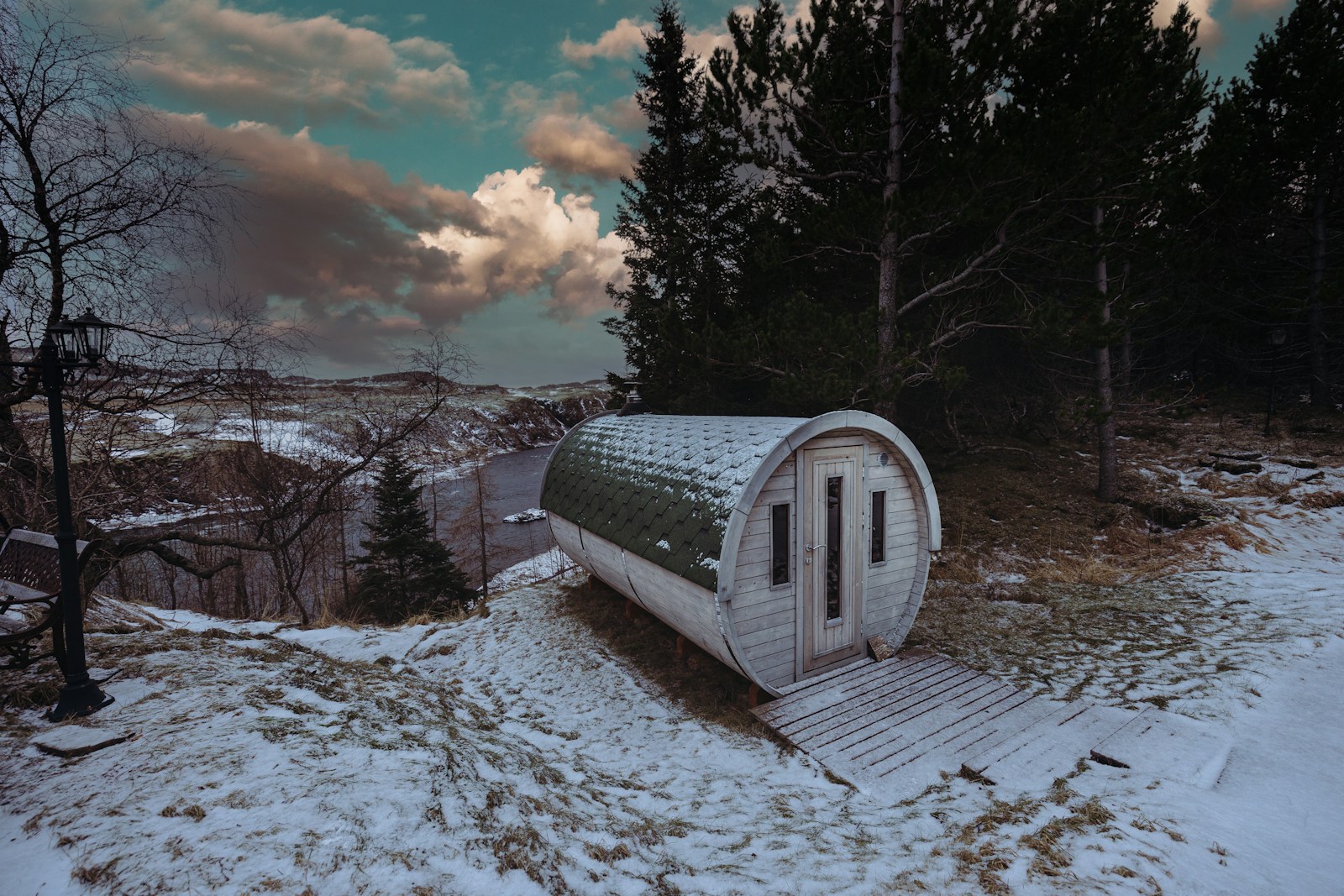 Quonset Hut with Metal Exterior Snowy Region