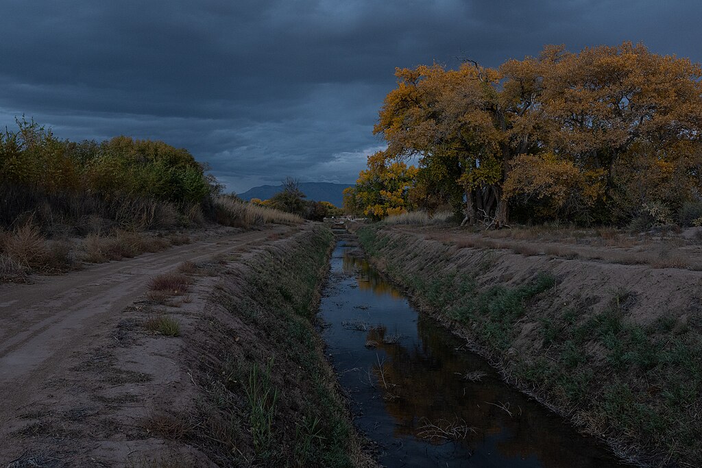 Sky Color Changing to Dark Grey 