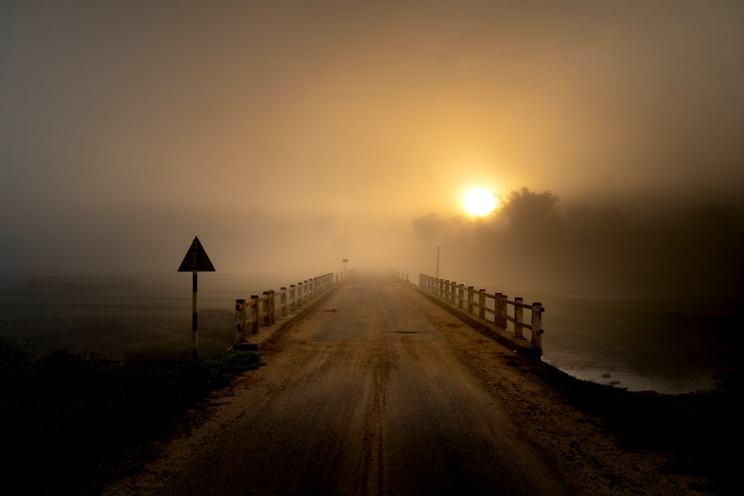 Sunlight in Foggy Weather