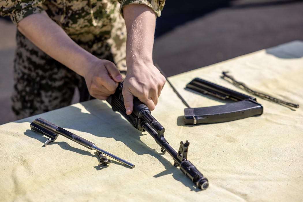 Review the Safety Mechanism of Gun