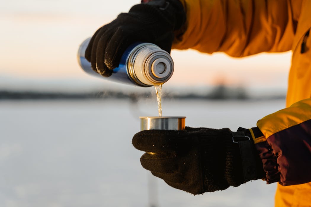Insulated Water Bottle in SNow