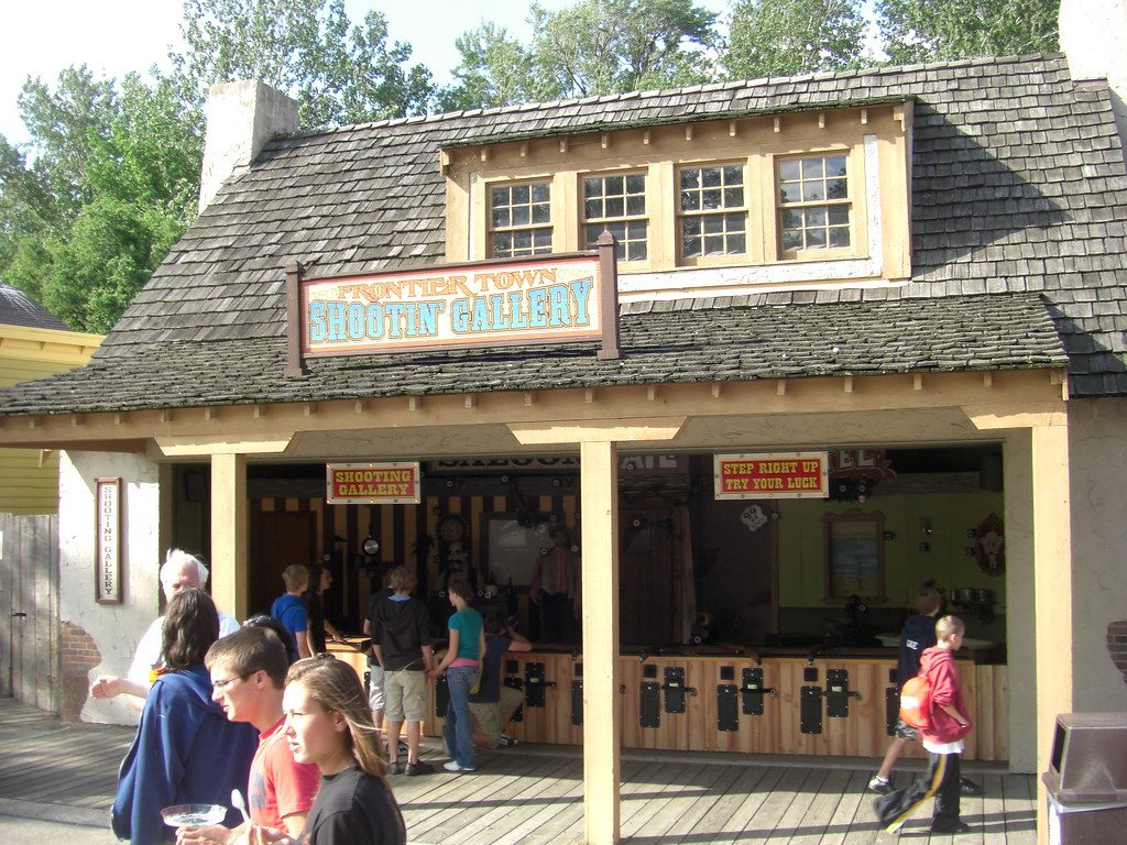 taiki-ishikawa-w6EMxsk8CDA-unsplash Real Gun Show