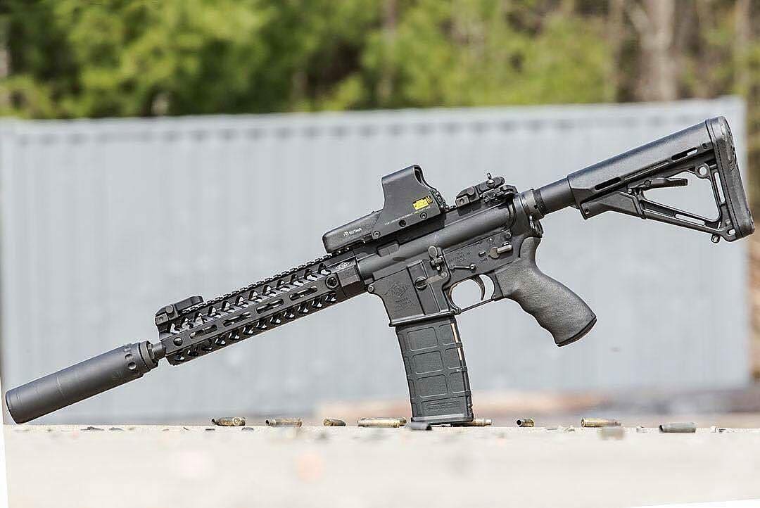 AR-15 on Ground