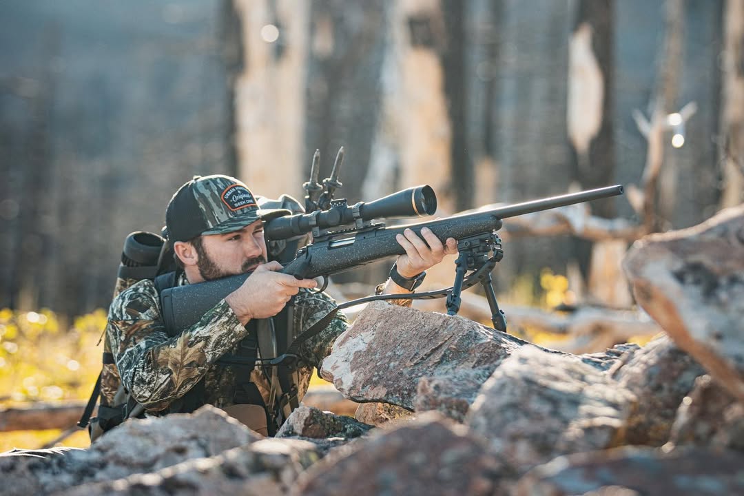 taiki-ishikawa-w6EMxsk8CDA-unsplash Bergara B14 Ridge