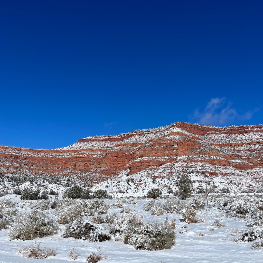 Hidden Drop Offs In Snowfields Utah