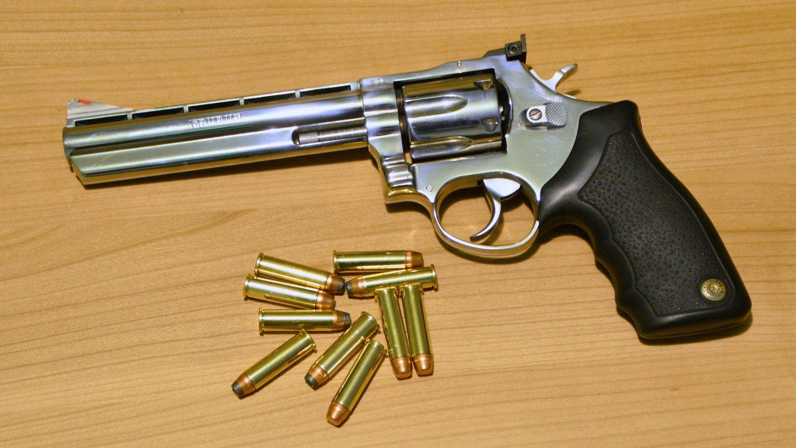 Taurus revolver 869 .357 magnum