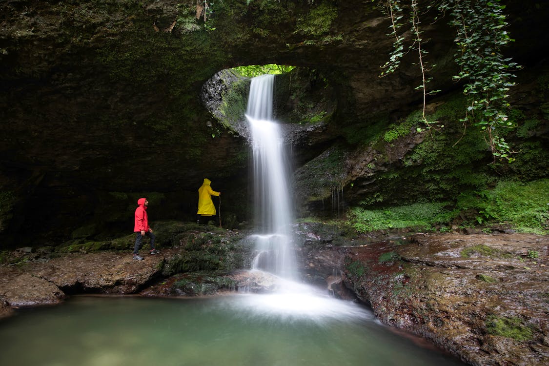 Hikers at a Stunning Waterfall in Artvin, Türkiye