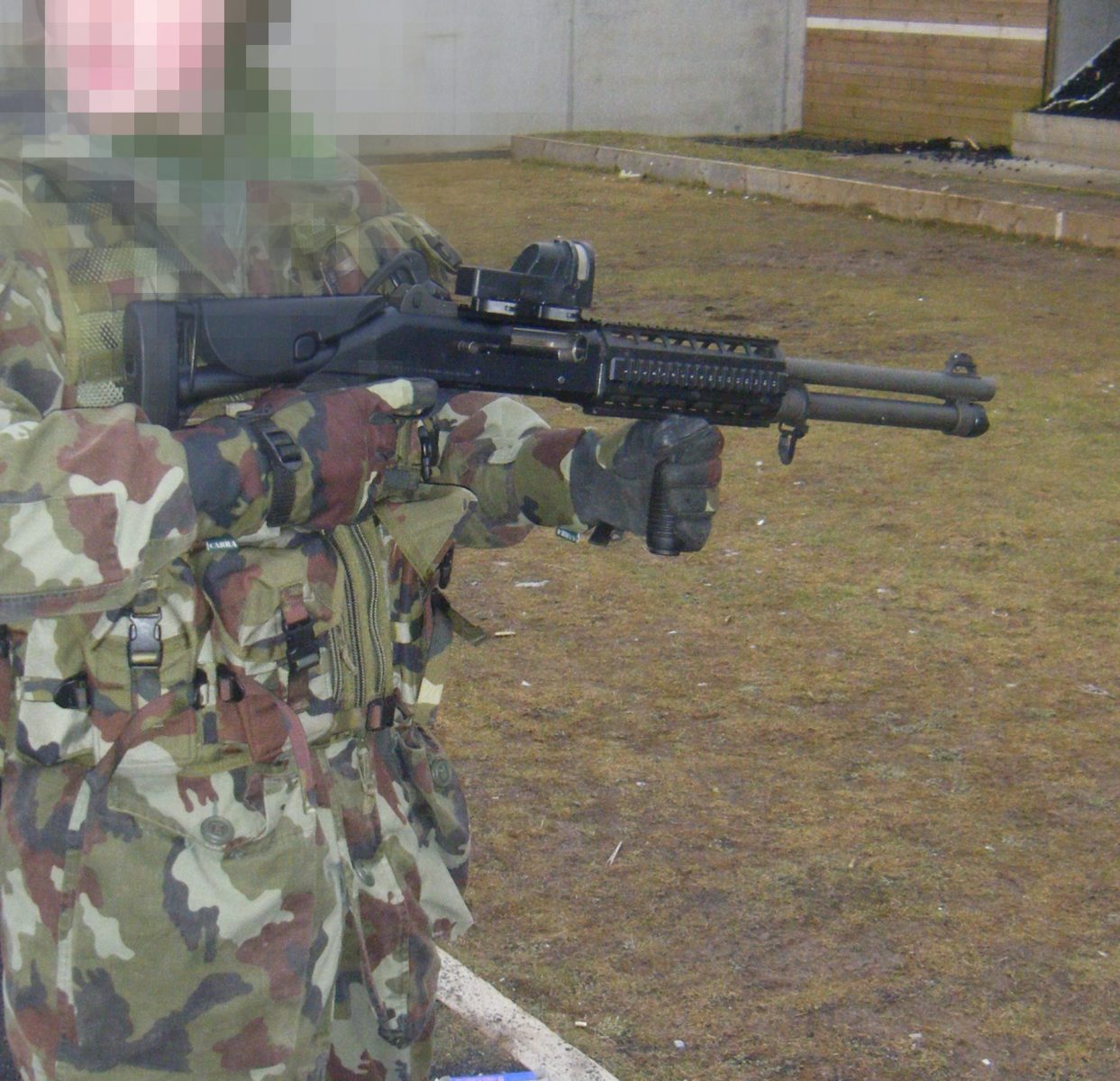 Irish Benelli M4 with RIS (Rail Interface System)