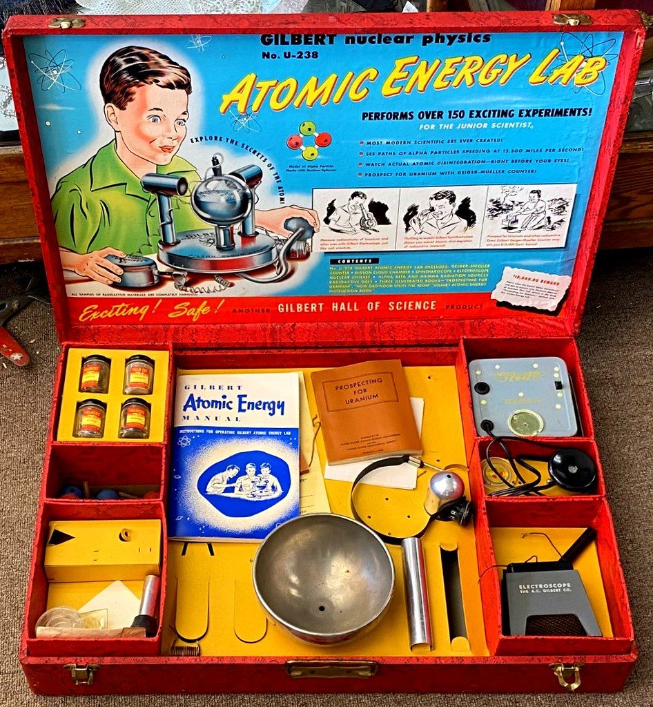 Vintage Gilbert Nuclear Physics Atomic Energy Lab Toy Kit, No. U-238, Made In USA, Circa 1950