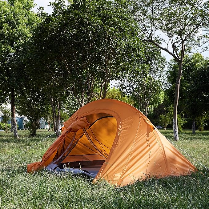 Amazon Basics 2 Person Polyester Camping Tent