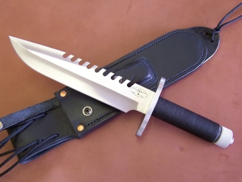 Hollow Handle Knives