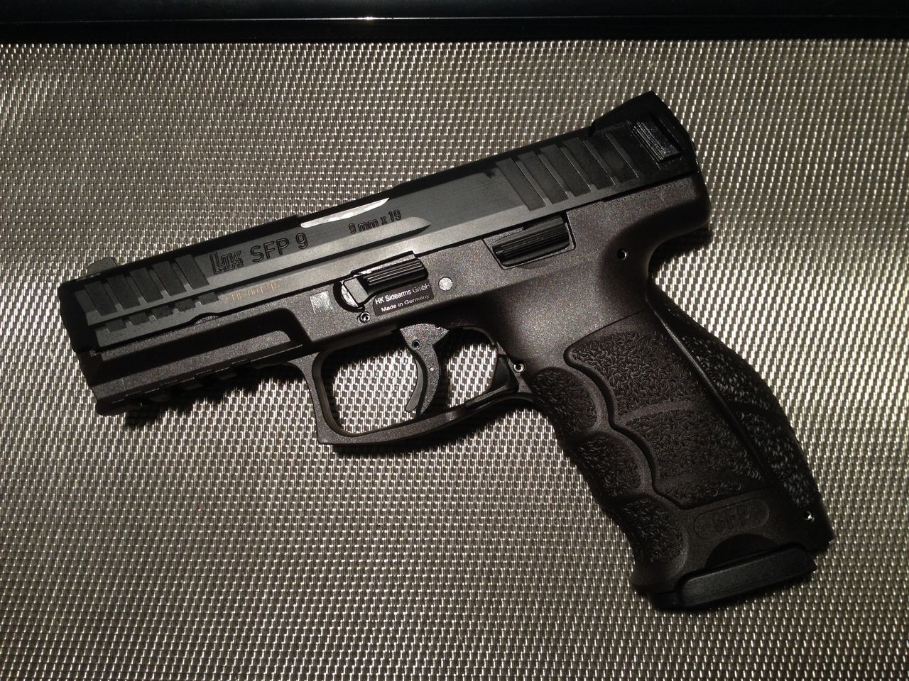 Heckler & Koch VP9