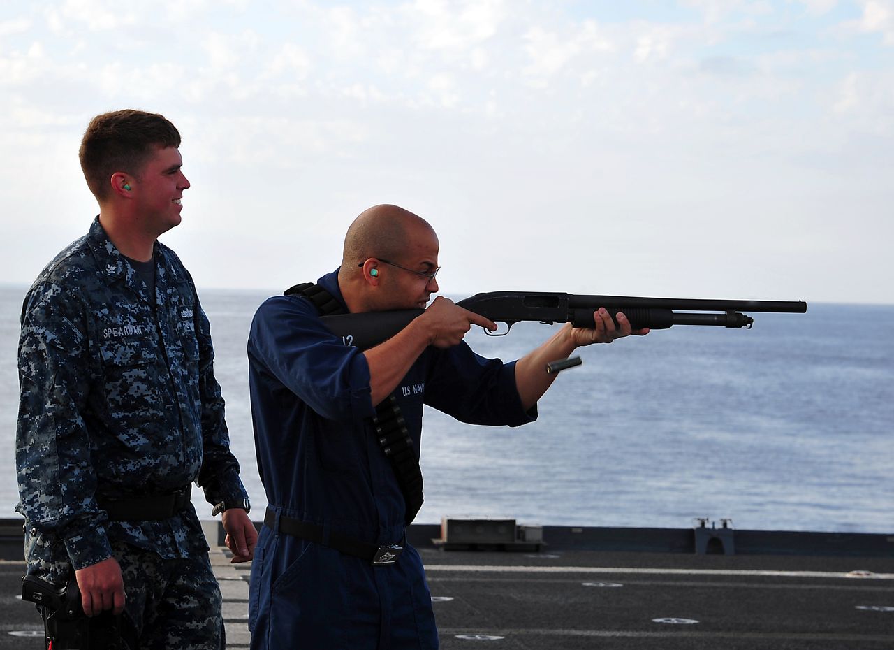 Official Navy Page from United States of America
MC3 Shawnte Bryan/U.S. Navy/Wikimedia Commons