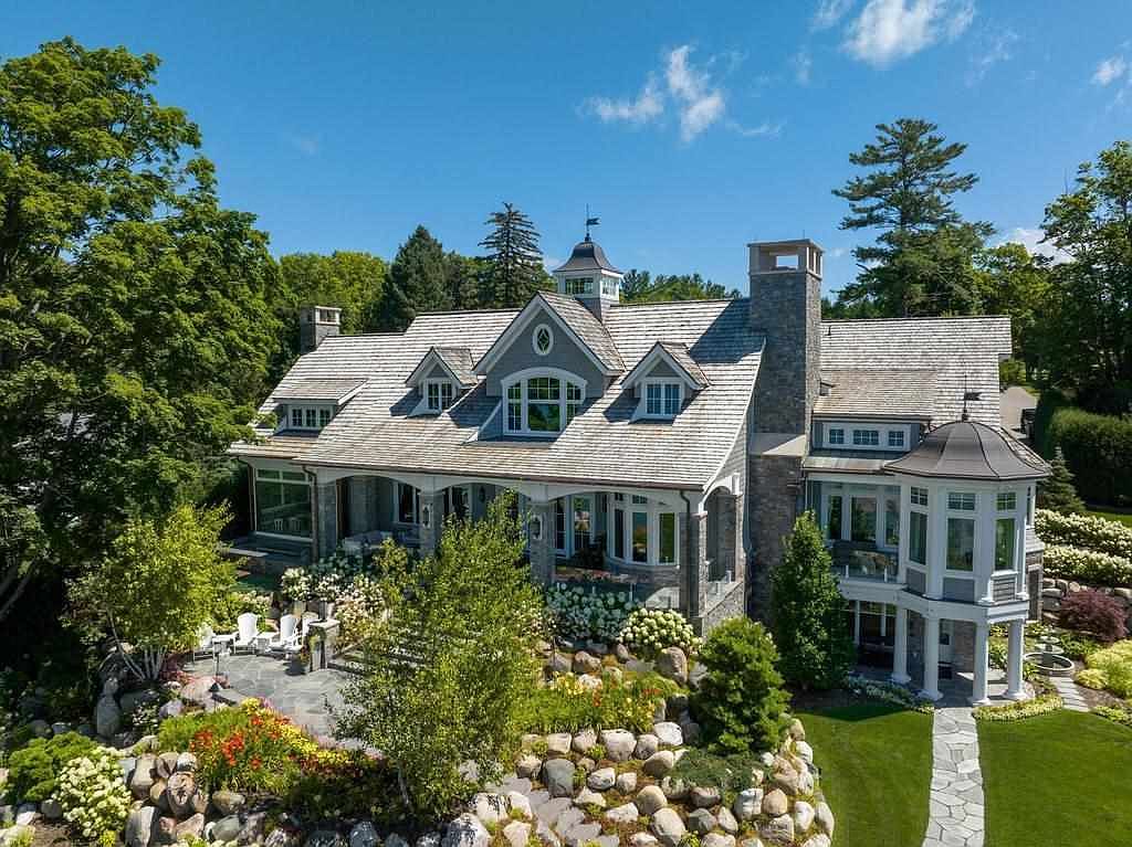 Unmatched 2018 Lakefront Estate in Petoskey, Michigan, Featuring a 400 ...