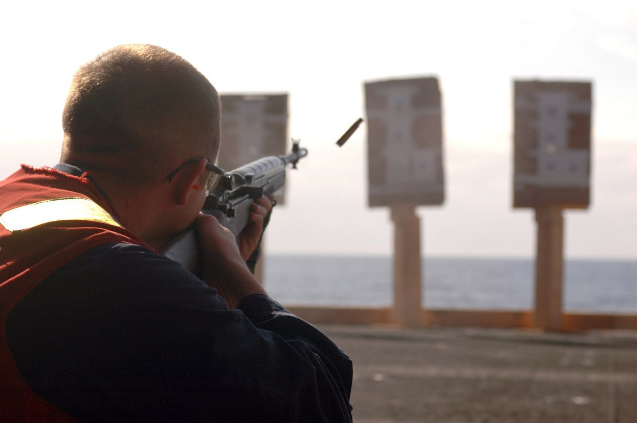 U.S. Navy photo by Mass Communication Specialist Seaman Gretchen Marie Roth/Wikimedia Commons